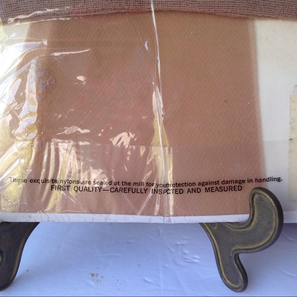 Gaytone 1 pair VTG Nylon Thigh High Hosiery Stocking Suntone NWT - Picture 5 of 9